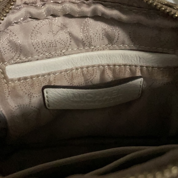 MK Crossbody - Picture 4 of 6